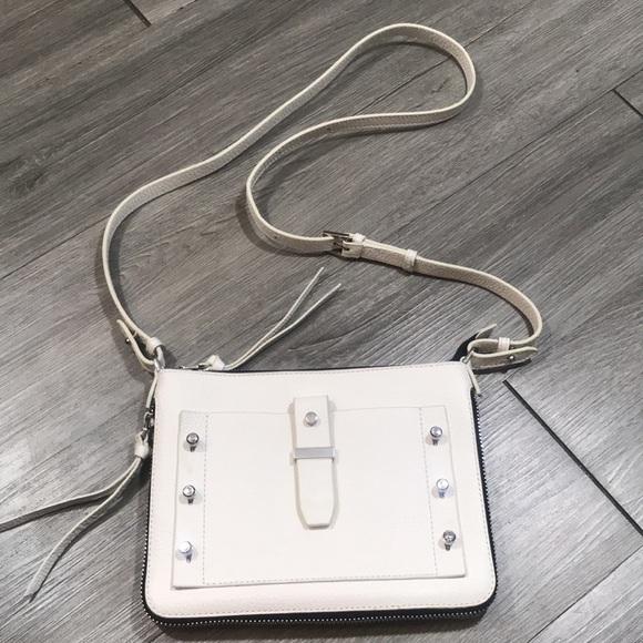 Botkier NWT White Pebbled Leather Expandable Crossbody Handbag - Picture 2 of 16